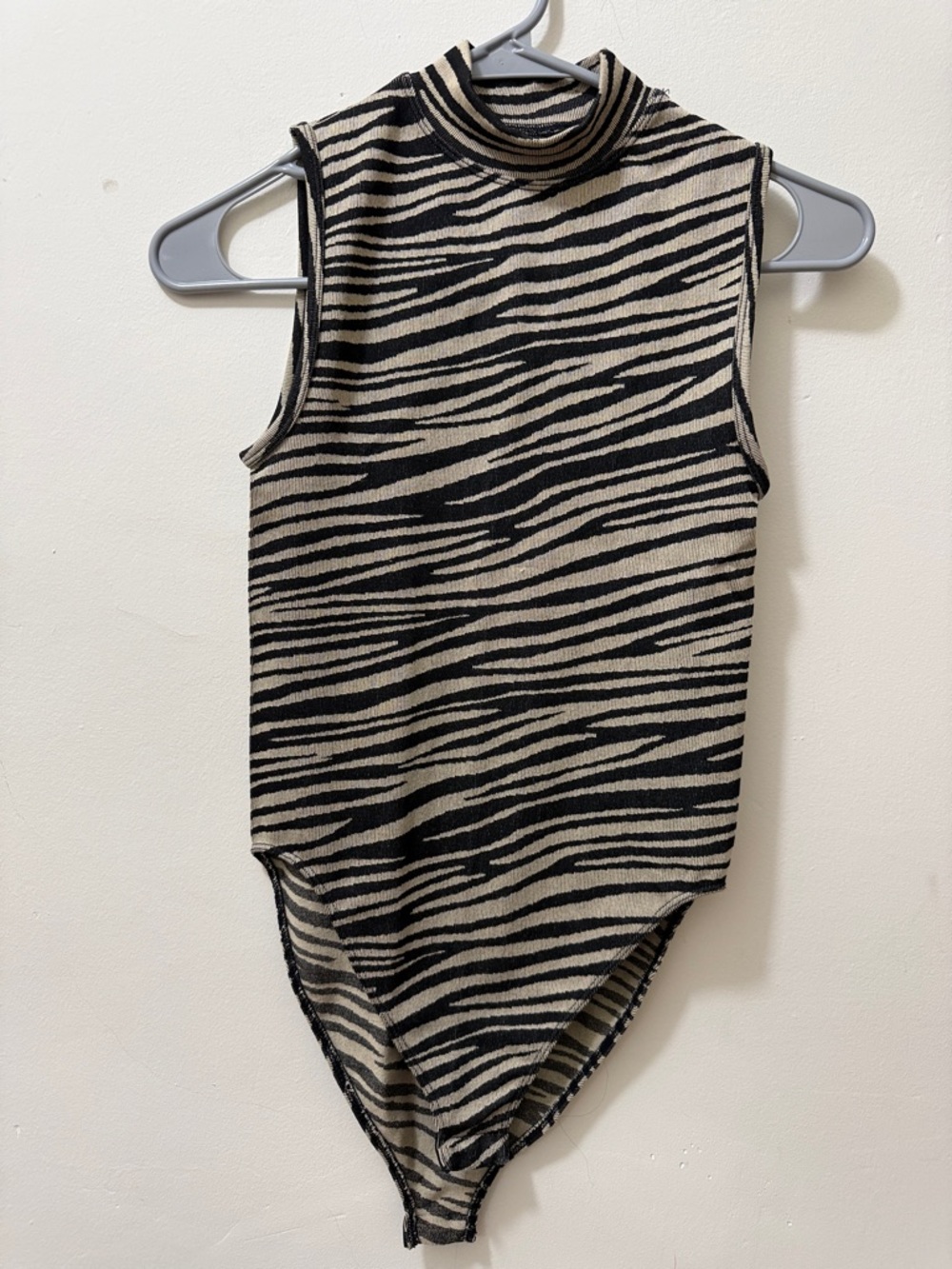 Primark Sleeveless Zebra-Print One-Piece Bodysuit - Black & Cream